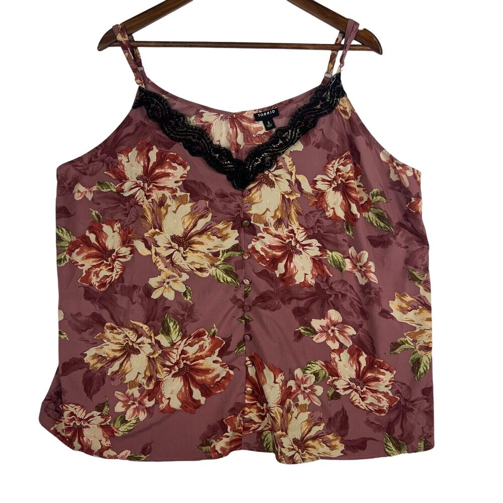 Torrid Women’s Camisole Women’s SZ 2X Chablis Lace Trim Covered Buttons EUC